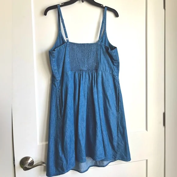 Old Navy Blue Denim Mini Dress - Picture 2 of 3